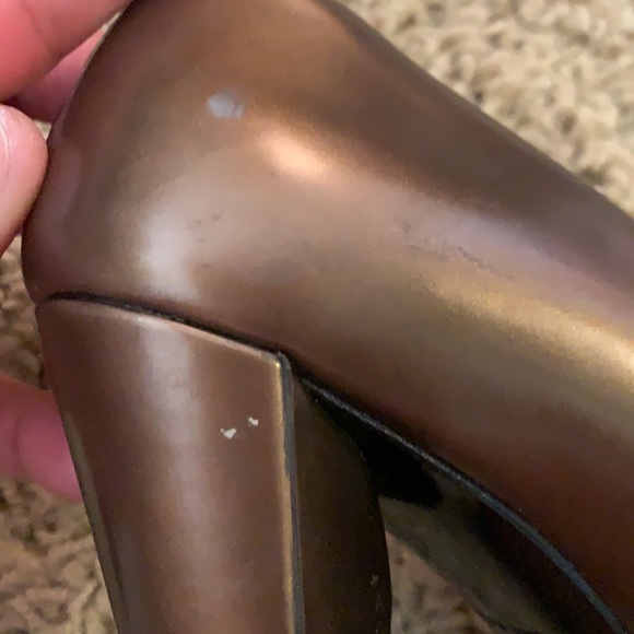 SOLD IRL Prada bronze pumps - Picture 12 of 14
